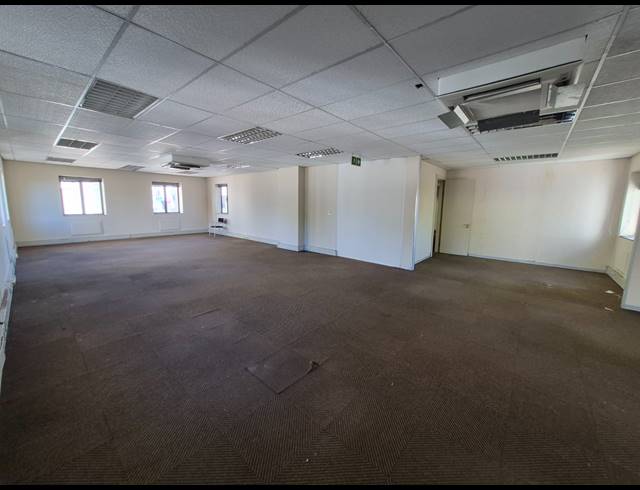 399M² OFFICE TO LET IN RIVONIA